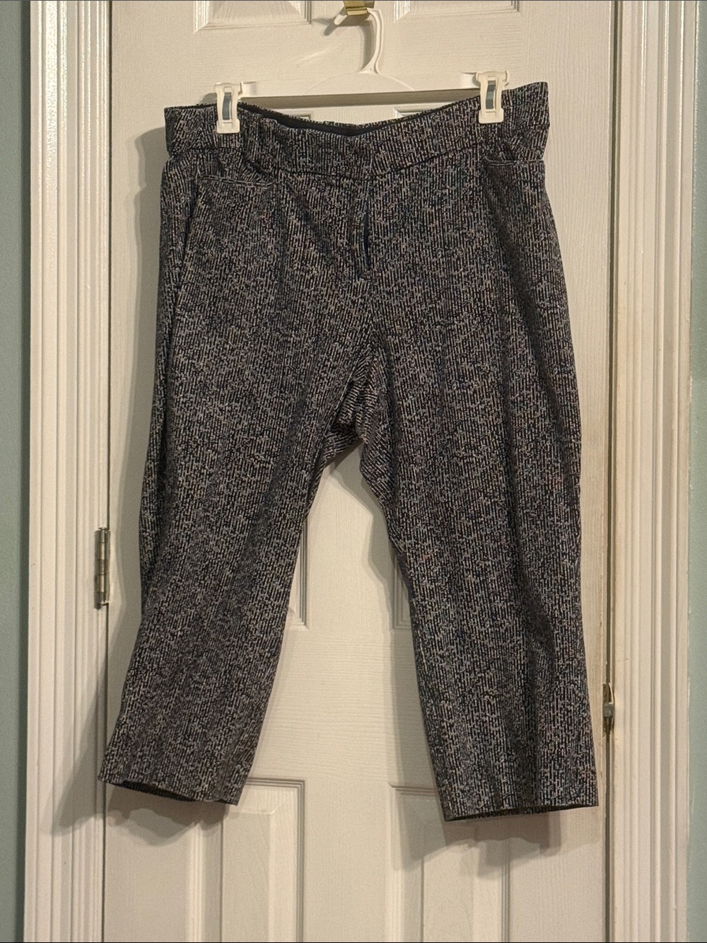 Lane Bryant Navy and White Marled Cropped Pants